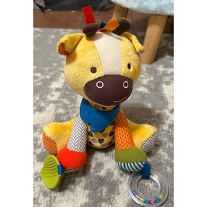 Skip*Hop-Plus Giraffe Bandanna Buddy Activity Toy